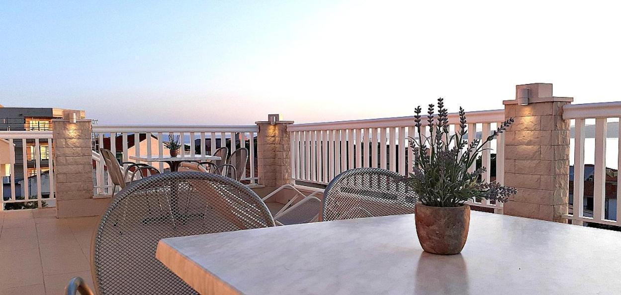 Apartments Villa Bonaca Башка-Вода Номер фото
