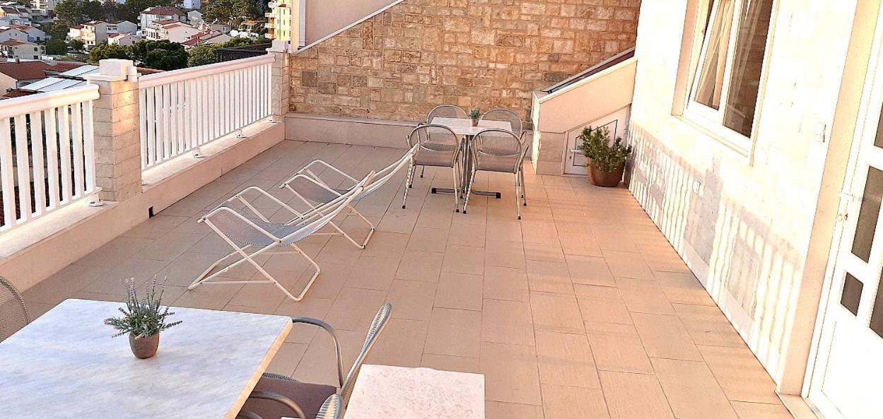 Apartments Villa Bonaca Башка-Вода Экстерьер фото